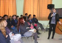 División Andina entrega recomendaciones a estudiantes de Calle Larga para enfrentar una buena entrevista laboral