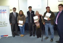 Regularizan derechos de agua a más de 100 agricultores de la región de Valparaíso