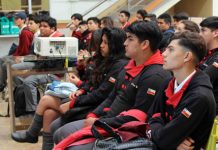 “Me parece interesante y práctico conocer cómo se hace la minería de verdad” – Scarlett Herrera, alumna cuarto año medio Explotación Minera