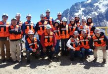 Docentes de liceos técnicos recorren las faenas mineras de Codelco