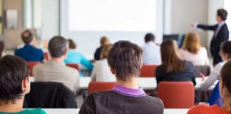 A la espera de los resultados de la PAES: ¿Qué hacer si aún no sabes qué carrera estudiar?