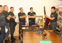 Gendarmes se perfeccionan en el uso y manipulación de armamento