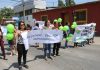 Trabajadores a honorarios de la Municipalidad de Calle Larga se movilizan en rechazo a la cotización obligatoria