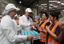 San Felipe: Alcalde saludó a trabajadoras agrícolas en el Día Internacional de la Mujer