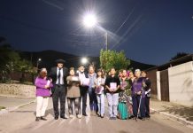 Alcalde de la Ligua y Seremi de Energía hacen entrega simbólica de luminarias a la comunidad