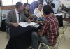 En Escuela Mateo Cokljat se realizó clínica jurídica para acercar estos trámites a los vecinos del sector de Tierras Blancas