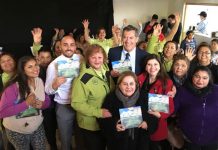 Vecinos de La Calera lanzan libro con la historia de su barrio