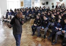 200 alumnos de la Escuela Industrial Guillermo Richards Cuevas dan inicio programa Andina más Cerca 2018