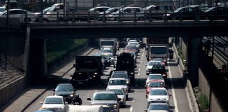 SE ESTIMA QUE CERCA DE 475 MIL VEHÍCULOS SALDRÁN DE LA RM PARA AÑO NUEVO