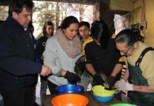 Estudiantes de la U. Católica del Norte conocen sobre cultivo ecológico de peces en Piscicultura Río Blanco