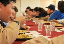 EMPRESA QUE ENTREGA ALIMENTACIÓN ESCOLAR A NIÑOS DE LA IX REGIÓN OBTIENE SELLO PROPYME