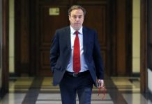 FISCALÍA INDAGARÁ A DIPUTADO EGUIGUREN POR PRESUNTO FRAUDE AL FISCO