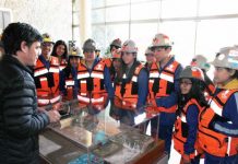 División Andina muestra su trabajo y aporte al país a estudiantes de la escuela Ignacio Carrera Pinto