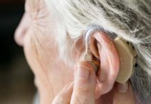 CARRERA DE FONOAUDIOLOGÍA UC LIDERA PROYECTO FONIS DE REHABILITACIÓN AUDITIVA EN ADULTOS MAYORES