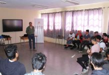 Instructor de operaciones de Codelco Andina realiza charla sobre montaje industrial a estudiantes de Liceo San Esteban