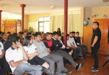 Estudiantes del Liceo de San Esteban reflexionan sobre la seguridad en el trabajo