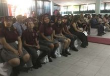San Felipe: Alumnos de octavo básico de Escuela Bucalemu culminan su enseñanza básica y participan en ceremonia de Licenciatura