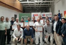 Usuarios del CET de Putaendo se reciben de carpinteros