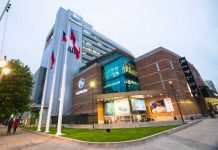 BUS TURISTIK ATERRIZA EN LA QUINTA REGIÓN POR PRIMERA VEZ