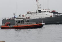 UN MUERTO Y DOS DESAPARECIDOS DEJA CHOQUE ENTRE BARCO PESQUERO Y LANCHA EN LEBU