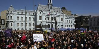 INTENDENCIA DE VALPARAÍSO CALCULA EN MÁS DE 20 MIL LOS ASISTENTES A MARCHA POR EL 8M