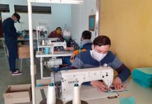 INTERNOS DE QUILLOTA CONFECCIONAN MASCARILLAS PARA PERSONAL DE SALUD DE LA REGIÓN METROPOLITANA