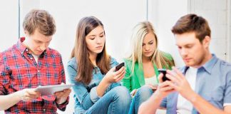 ¿Qué nos motiva a iniciar rumores sobre el Covid-19 en redes sociales? Académica de Psicología analiza este fenómeno