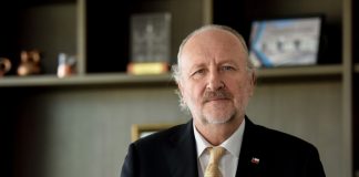 Ministro Baldo Prokurica pide a las faenas mineras extremar los protocolos de seguridad y a los trabajadores denunciar en caso de incumplimientos