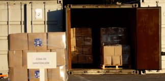 ROBAN CAMIONETA MUNICIPAL EN CERRO NAVIA QUE REPARTÍA CAJAS DE ALIMENTOS