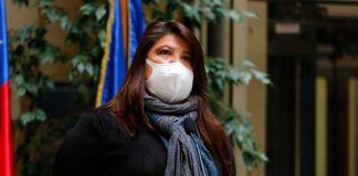 DIPUTADA MIX OFICIÓ AL MINSAL POR CONTRATO ILEGAL ENTRE EL GOBIERNO Y ESPACIO RIESCO