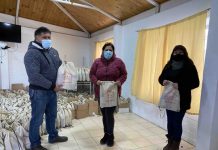 Vecinos de Calle Larga reciben mil “kits de limpieza” de Codelco Andina