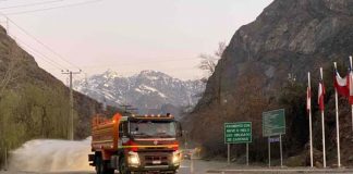 Codelco Andina inicia programa de sanitización en localidades del Camino Internacional