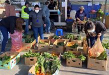 Los Andes: Feriantes entregan hortalizas a usuarios del Programa de Acompañamiento Psicosocial de Cesfam Centenario