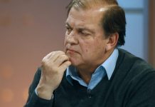 EXMINISTRO FRANCISCO VIDAL ANUNCIA SU CANDIDATURA PRESIDENCIAL