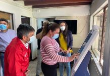 Vecinas y vecinos de Calle Larga podrán realizar más de 18 trámites a través de tótem de ChileAtiende instalado en la Municipalidad