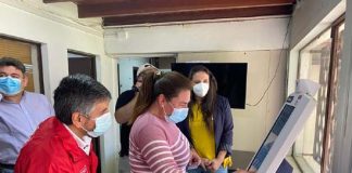 Vecinas y vecinos de Calle Larga podrán realizar más de 18 trámites a través de tótem de ChileAtiende instalado en la Municipalidad