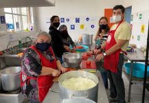 Olla solidaria de Escuela Gabriela Mistral llegó a distribuir más de 400 raciones de comida
