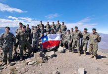 Personal de la Compañía de Infantería Andina del Destacamento de Montaña N° 3 “Yungay” realizó ascensión a la cima del cerro el «Mocoen», macizo situado en la precordillera de los Andes