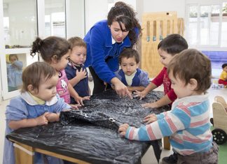 Los servicios de educación parvularia invitan a las familias a postular a las salas cuna y jardines infantiles