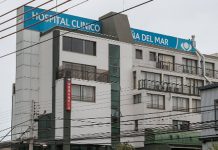 Dueña de casa recibe indemnización por mal procedimiento médico tras infección que casi le cuesta los dedos y mano izquierda