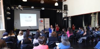 En el programa Familias adquieren herramientas para formalizar sus emprendimientos.