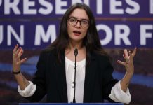 VALLEJO DEFENDIÓ SU PRESENCIA EN LA GIRA A CHINA: “ESTO ES UNA VISITA DE ESTADO”