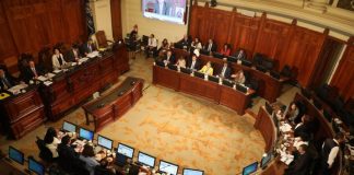 CONSEJO CONSTITUCIONAL: OPOSICIÓN SE QUEDA CON PRESIDENCIA DE LAS CUATRO COMISIONES