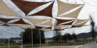 Inauguran nueva cubierta en cancha de hockey de La Calera