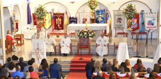 Misa de acción de gracias y gran desfile marcaron el aniversario 232 de Los Andes.