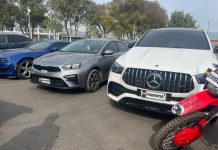 PDI LA CALERA INCAUTA AUTOS DE ALTA GAMA, DROGAS, ARMAMENTO Y MILLONES DE PESOS EN EFECTIVO