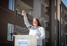 MINVU Valparaíso entregó departamentos con vista al mar, en el sector de “San Sebastián” de Cartagena