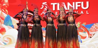 El festival de luces chinas más grande del mundo, conoce Tianfu el festival más instagrameable de santiago