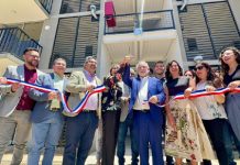 220 familias de Quilpué reciben sus viviendas definitivas de manos del ministro Carlos Montes