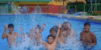 60 niños participaron en el primer ciclo de los cursos de natación 2025